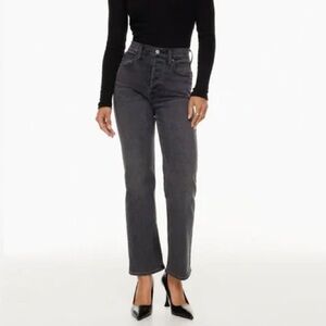 Aritzia Denim Forum THE ARLO HIGH RISE STRAIGHT 28L Color: SMOKY SHADOW